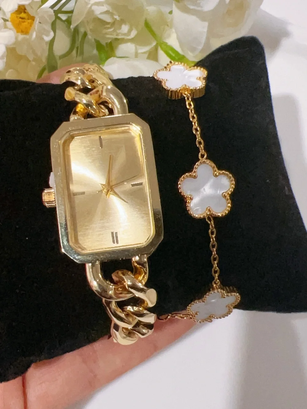 Gold Chain-Link Women's Watch with Mother-of-Pearl Clover Bracelet